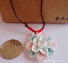匠心獨運，自然綻放 陶瓷手工捏花項鏈廠家直銷，打造時尚清新新風(fēng)尚
